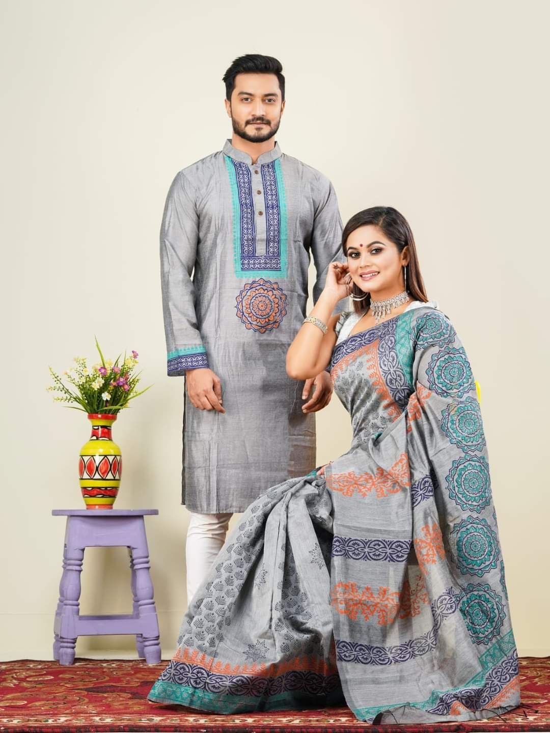 প্রিয়জনের সাথে মিলিয়ে ট্রেন্ডি শাড়ি-পাঞ্জাবি!